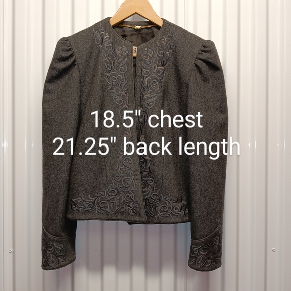 Escada Gray Wool Flannel Jacket w/ Embroidery Detail Open Front Size 8 / 38 - Picture 10 of 15